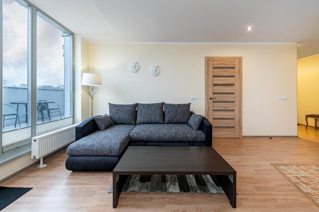Lovely City Panorama Apartment By Polo Apartments كاوناس المظهر الخارجي الصورة